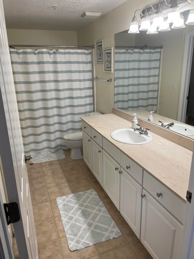 Building Photo - 224 Murcia Dr