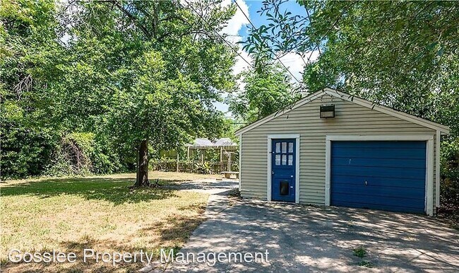 Building Photo - 3 br, 1 bath House - 223 Pennsylvania Avenue