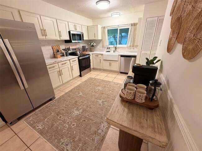 Foto del edificio - 1 Laurel Oak Pl