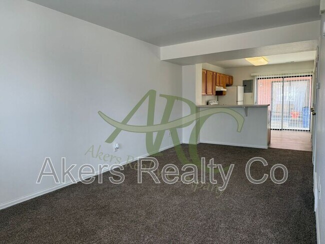 Foto del edificio - 1401 E 19th St