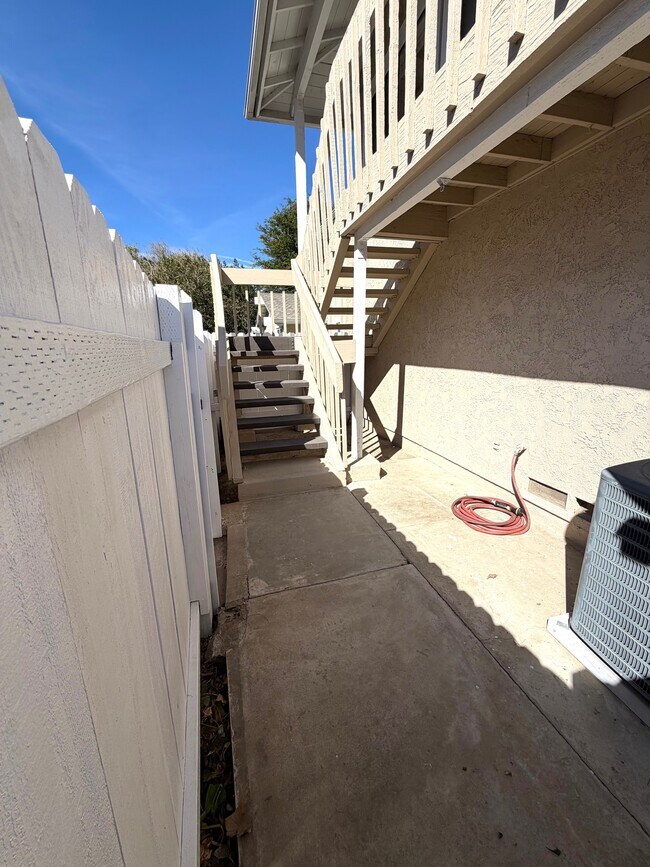 Foto del edificio - 3492 Lockwood Court