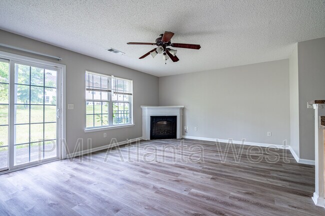 Building Photo - 6875 Mountain Cir