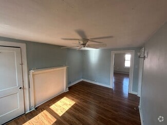 Building Photo - 86 S 15th St