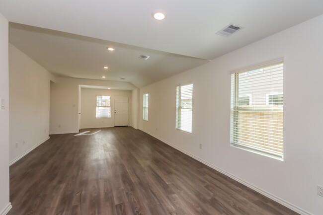 Foto del edificio - 11150 N Lake Mist Ln