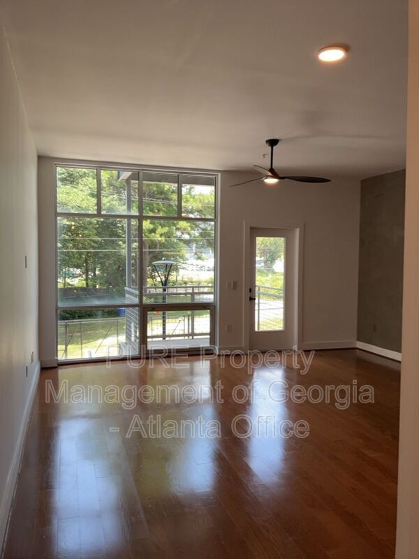 Foto del edificio - 89 Mangum St SW
