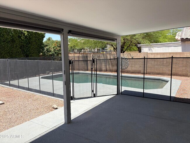 Foto del edificio - 4629 E Lavender Ln