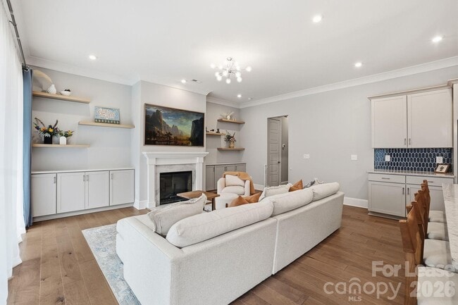 Foto del edificio - 4131 Merkland Ln