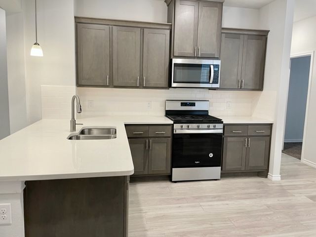 Foto del edificio - 1051 Toledo Bend Dr