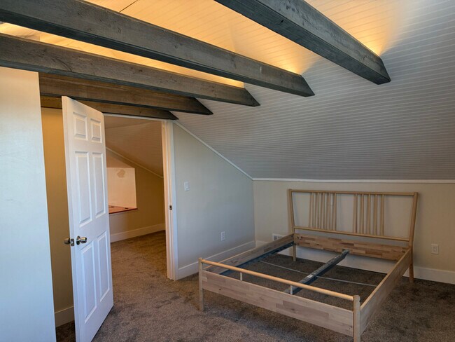 Foto del edificio - 7601 Hamilton Ave