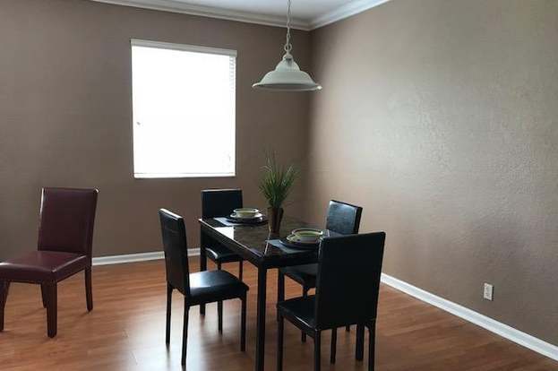 Building Photo - 2866 S Oasis Dr