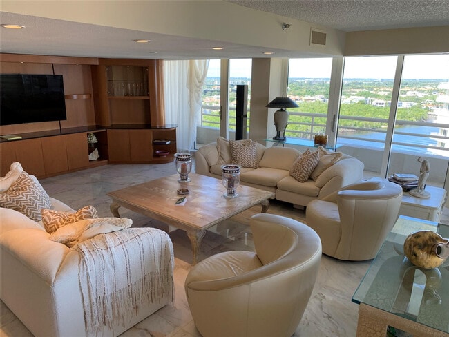 Foto del edificio - 4101 N Ocean Blvd