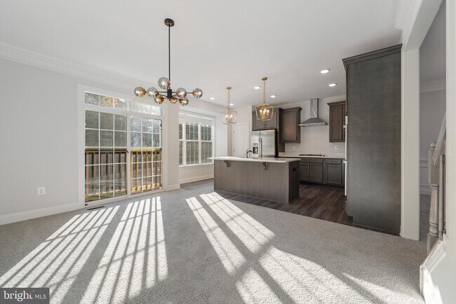 Building Photo - 15258 Ballerina Lp