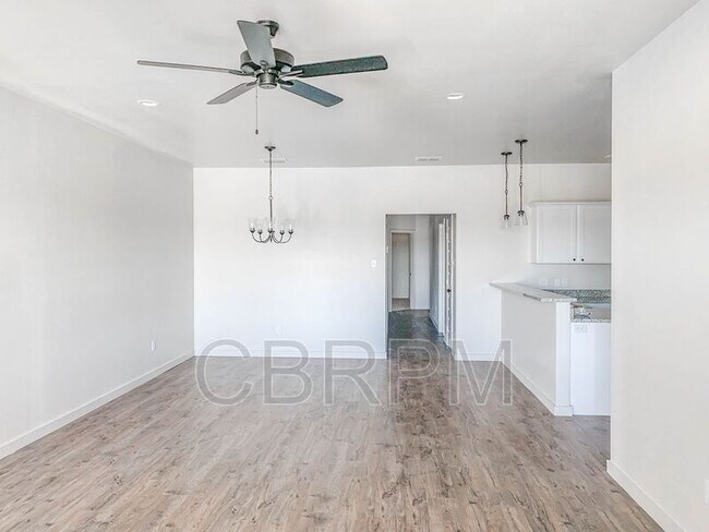 Building Photo - 1218 N 7th St
