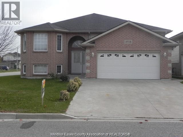 Primary Photo - 4708 Lavender Ave