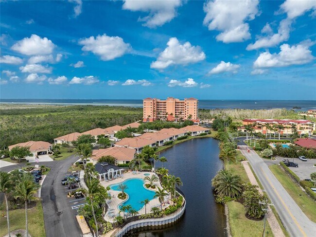 Building Photo - 2060 King Tarpon Dr