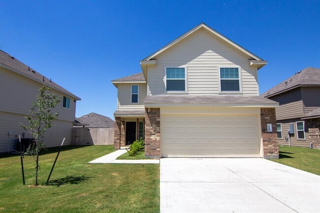 Building Photo - 1118 MARQUIS DR