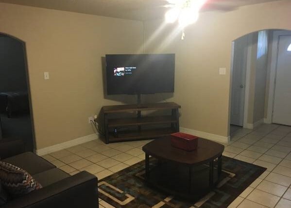 Foto del edificio - 5806 Darlington Oak St