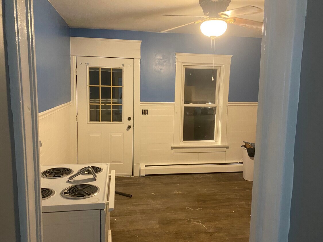 10 Phenix Ave Unit 1, West Warwick, RI 02893 Apartments in West