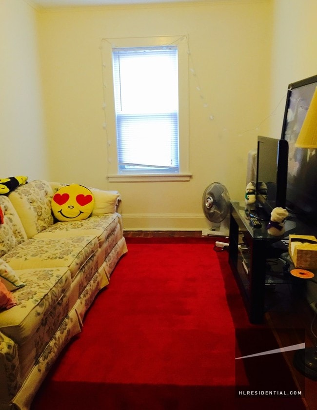 Building Photo - 2226 27th St