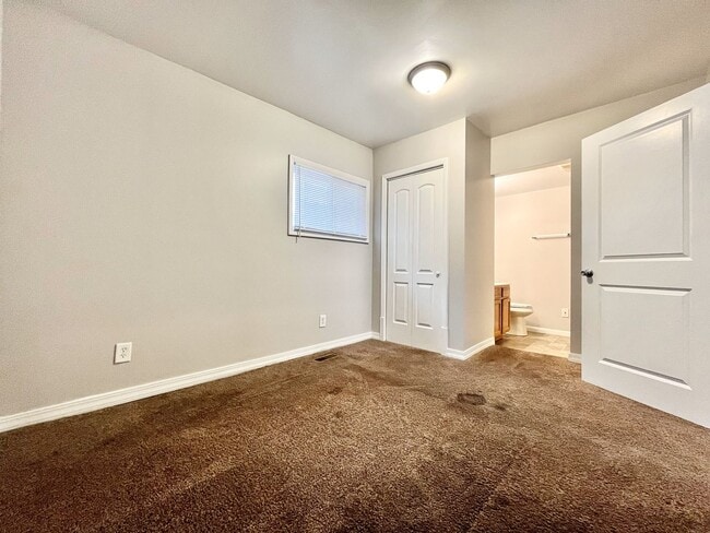 Building Photo - Three Bedroom Home in Muskegon