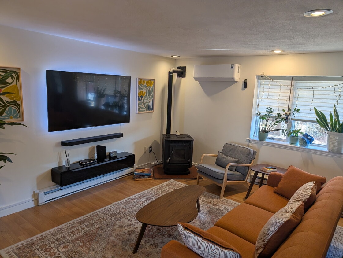 Photo - 159 Maverick St (Boston, MA)