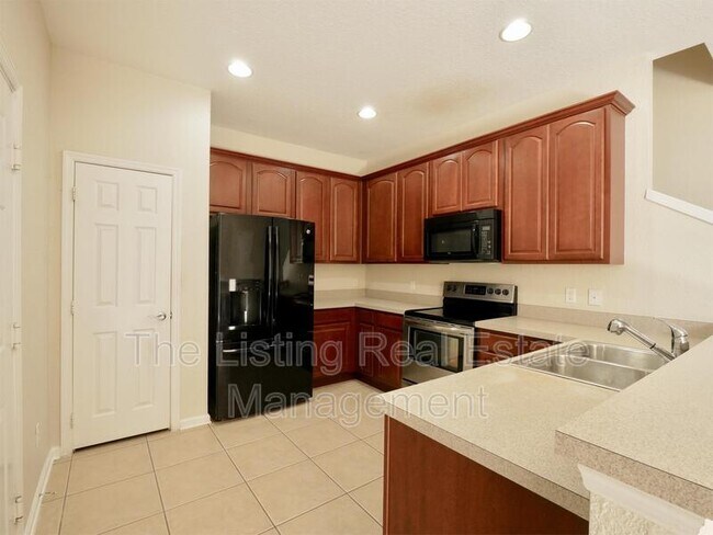 Building Photo - 1730 Spicebush Ct