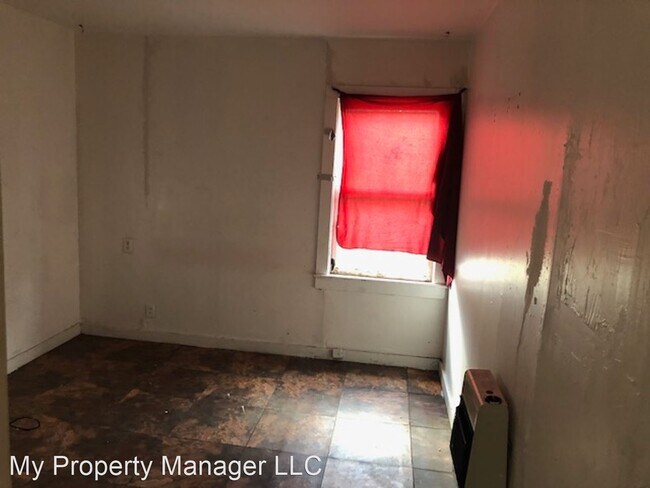 Building Photo - 2 br, 1 bath House - 2764 Logan Street