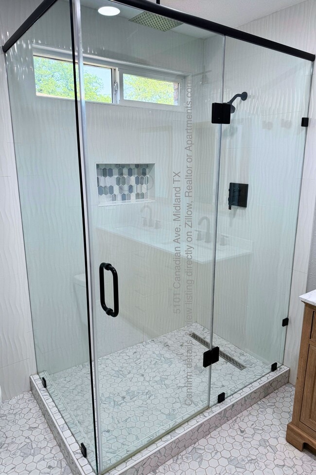 Primary Bathroom Walk in Shower - 5101 Canadian Ave
