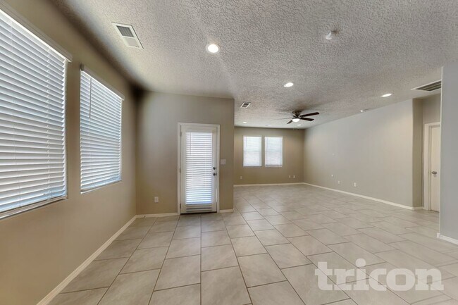Foto del edificio - 1806 Valle Vista Rd NW