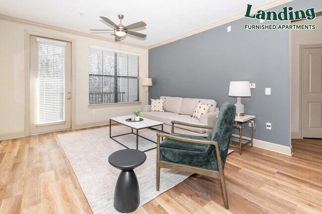 Foto del edificio - 8451 Gate Pkwy W