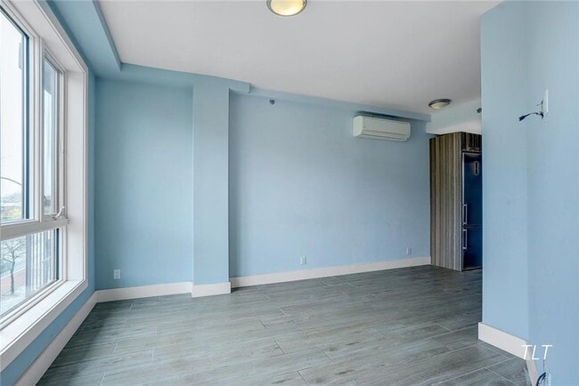 Building Photo - 2812 Kings Hwy