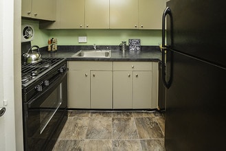 Camp Hill Plaza Apartment Homes Rentals - Camp Hill, PA | Apartments.com