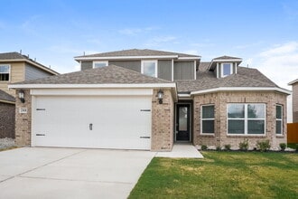 Building Photo - 244 Live Oak Ln