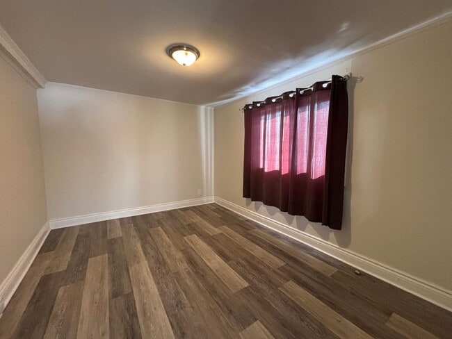 Building Photo - Apartement for Rent