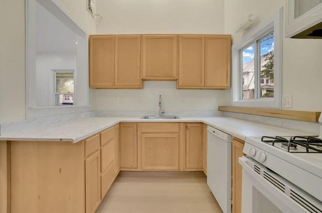 Foto del edificio - 140 Wait St