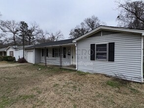 Building Photo - 1126 Barbara Ann Dr