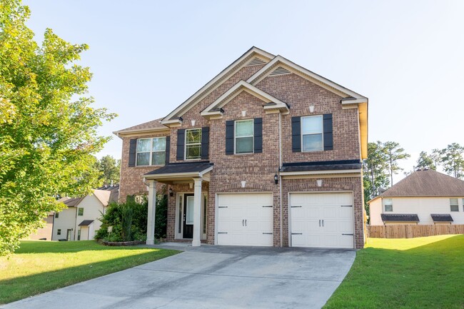 Building Photo - Gorgeous 4 Bed, 2.5 Bath Home for Rent in ...