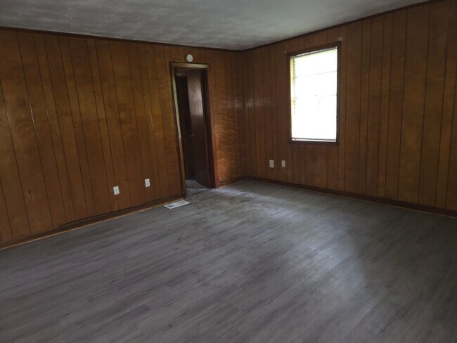 Building Photo - 360 Cooper Rd