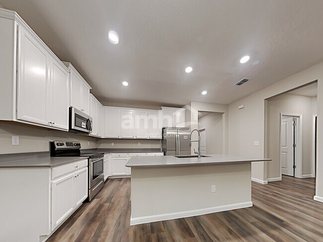 Foto del edificio - 191 Stone Arbor Ln