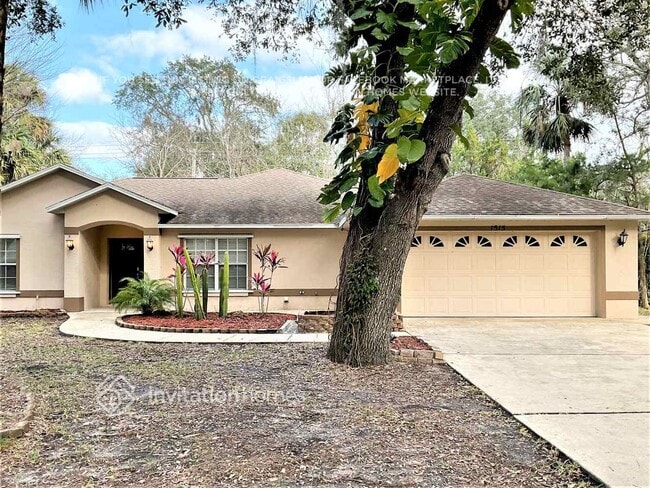 Building Photo - 1515 Pine Tree Dr