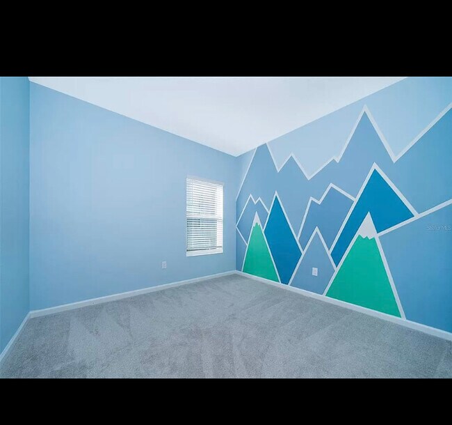 Building Photo - 573 Disa Dr