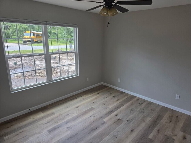 Building Photo - 3 Bed 2 Bath New Construction Brick Home