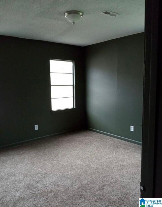 Foto del edificio - 3517 Ellis Ave SW