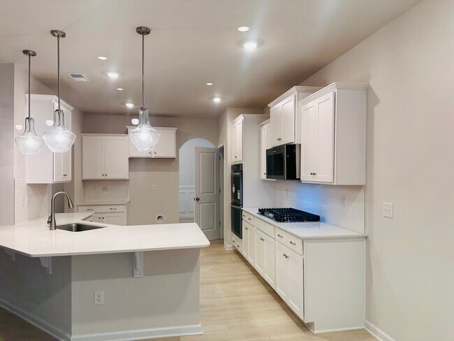 Foto del edificio - 214 Hamptons Cove Rd