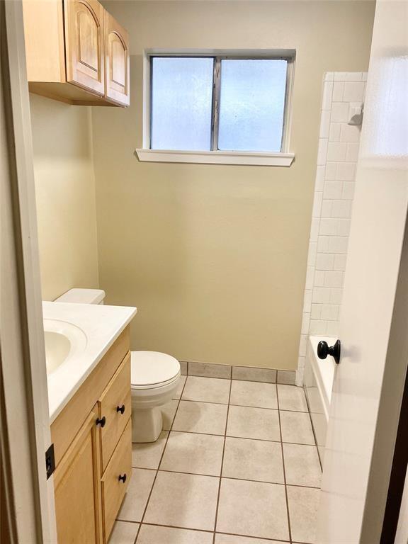 Building Photo - 6129 Silver Leaf Dr