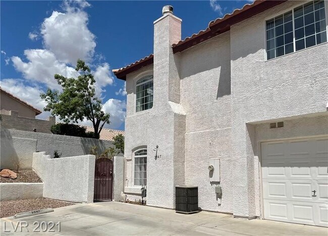 Foto del edificio - 3947 Starfield Ln