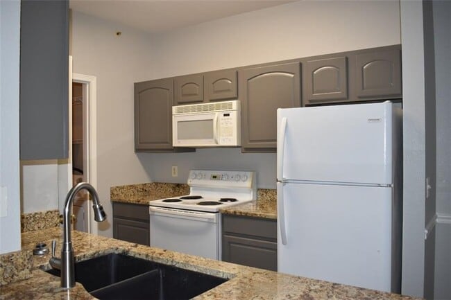 Foto del edificio - 12863 Tradd St