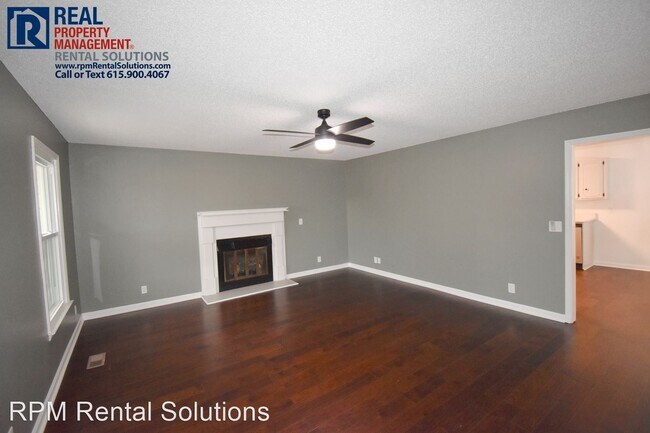Building Photo - 5 br, 3 bath House - 206 Wellington Way
