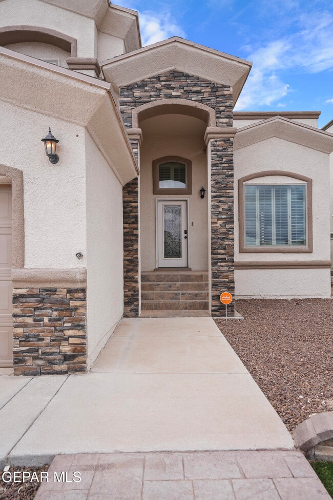 Building Photo - 12406 Furlong Cir