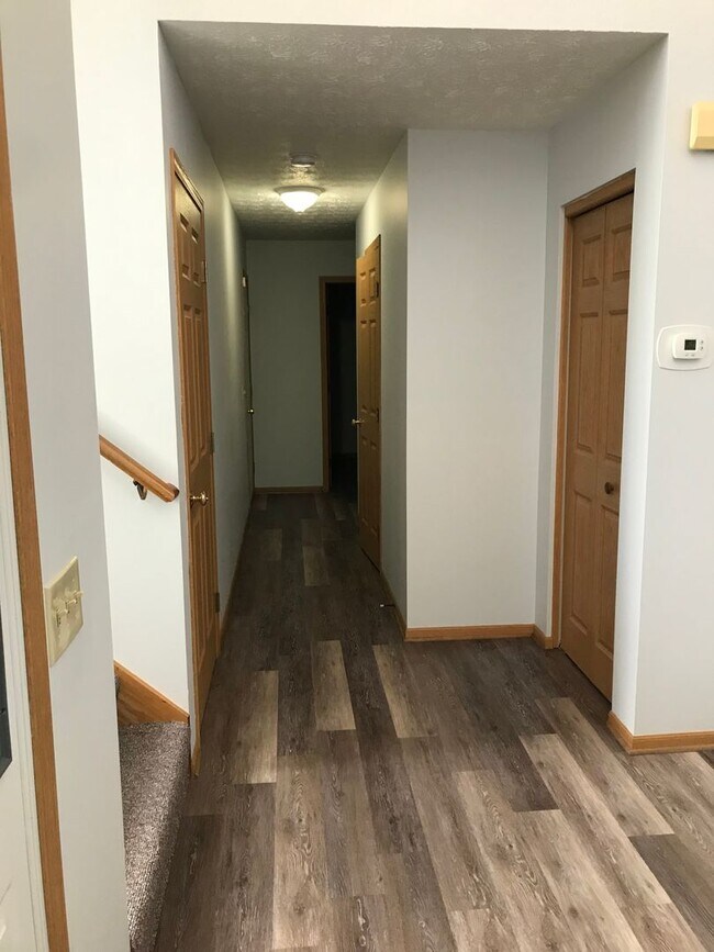 Foto del edificio - 5907 Frank Ave NW